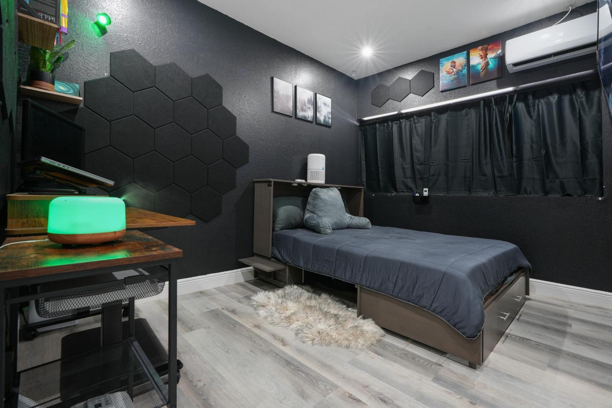 Modern Suite A Creator'S Dream Тампа Экстерьер фото